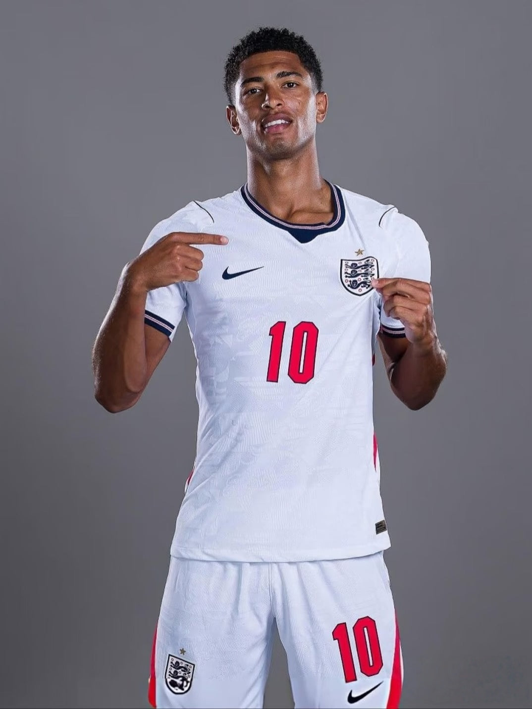 England Bellingham #10 Home Stadium Shirt 2026